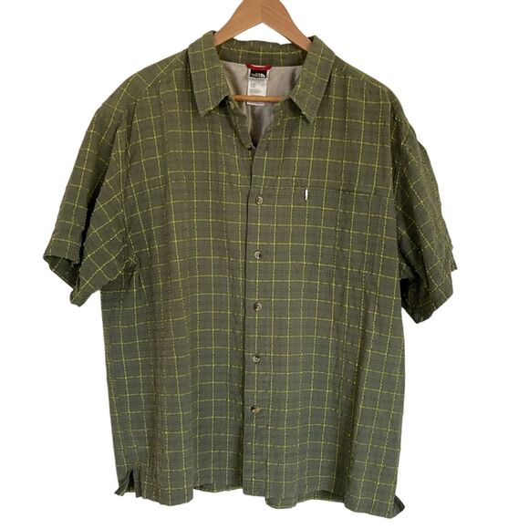 The North Face Mens Short Sleeve Button‎ Up Shirt XL Green Yellow Plaid Pocket - Picture 1 of 11